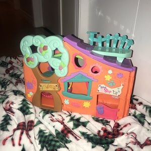 LPS Littlest Pet shop Treehouse play-set.